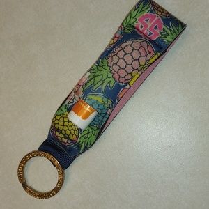 Simply Southern keychain-lipbalm holder, Pineapple print